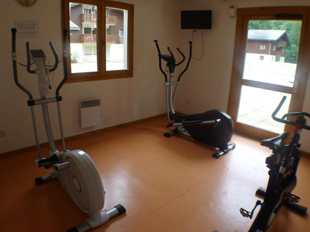 Appartement Confortable Avec Piscines, Terrasse Et Parking A Samoens - Fr-1-629-100 المظهر الخارجي الصورة