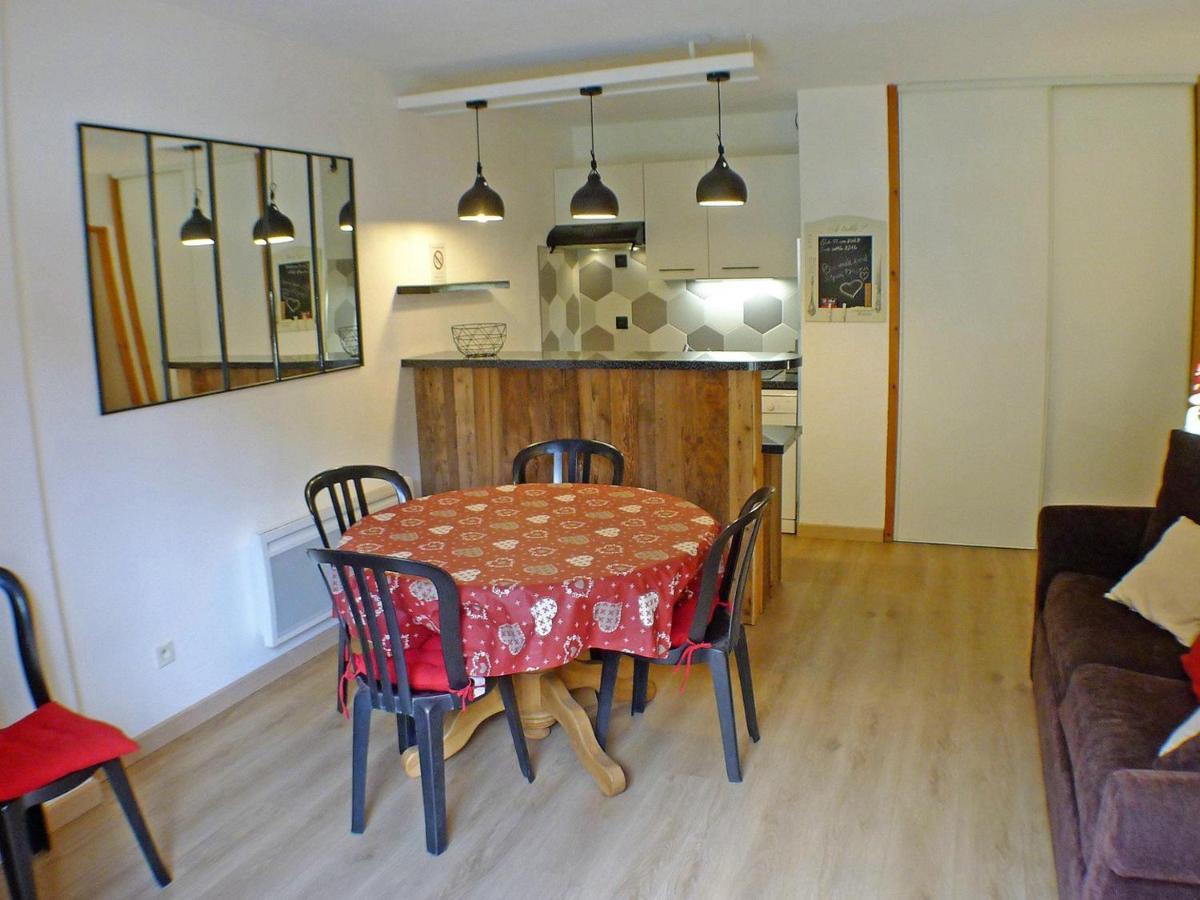 Appartement Confortable Avec Piscines, Terrasse Et Parking A Samoens - Fr-1-629-100 المظهر الخارجي الصورة